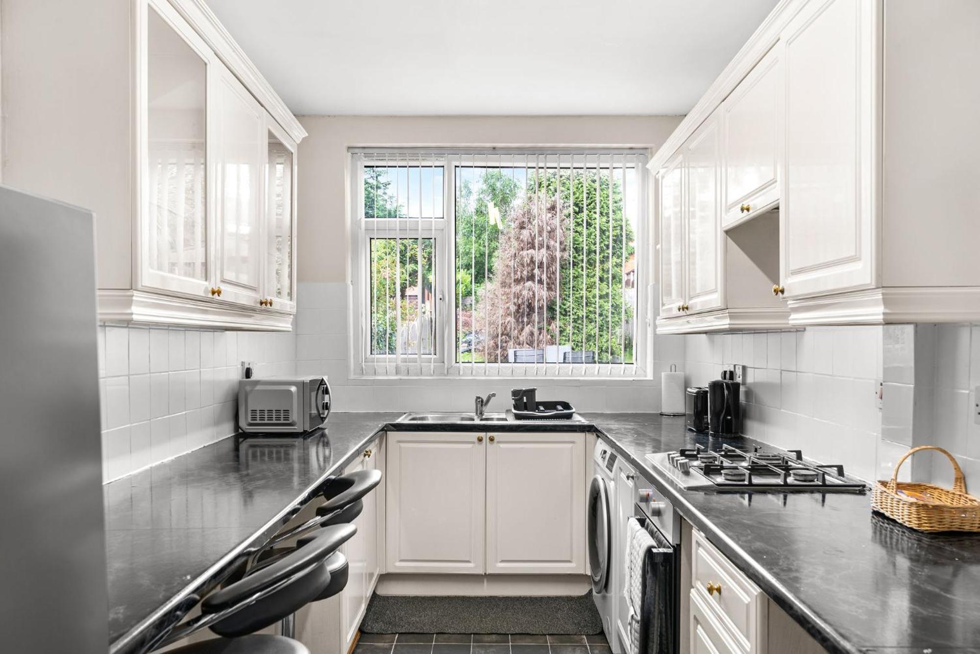 Hilltop Place Suites Near Meadowhall Sheffield Kültér fotó