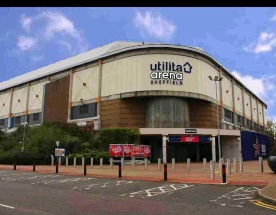 Hilltop Place Suites Near Meadowhall Sheffield Kültér fotó